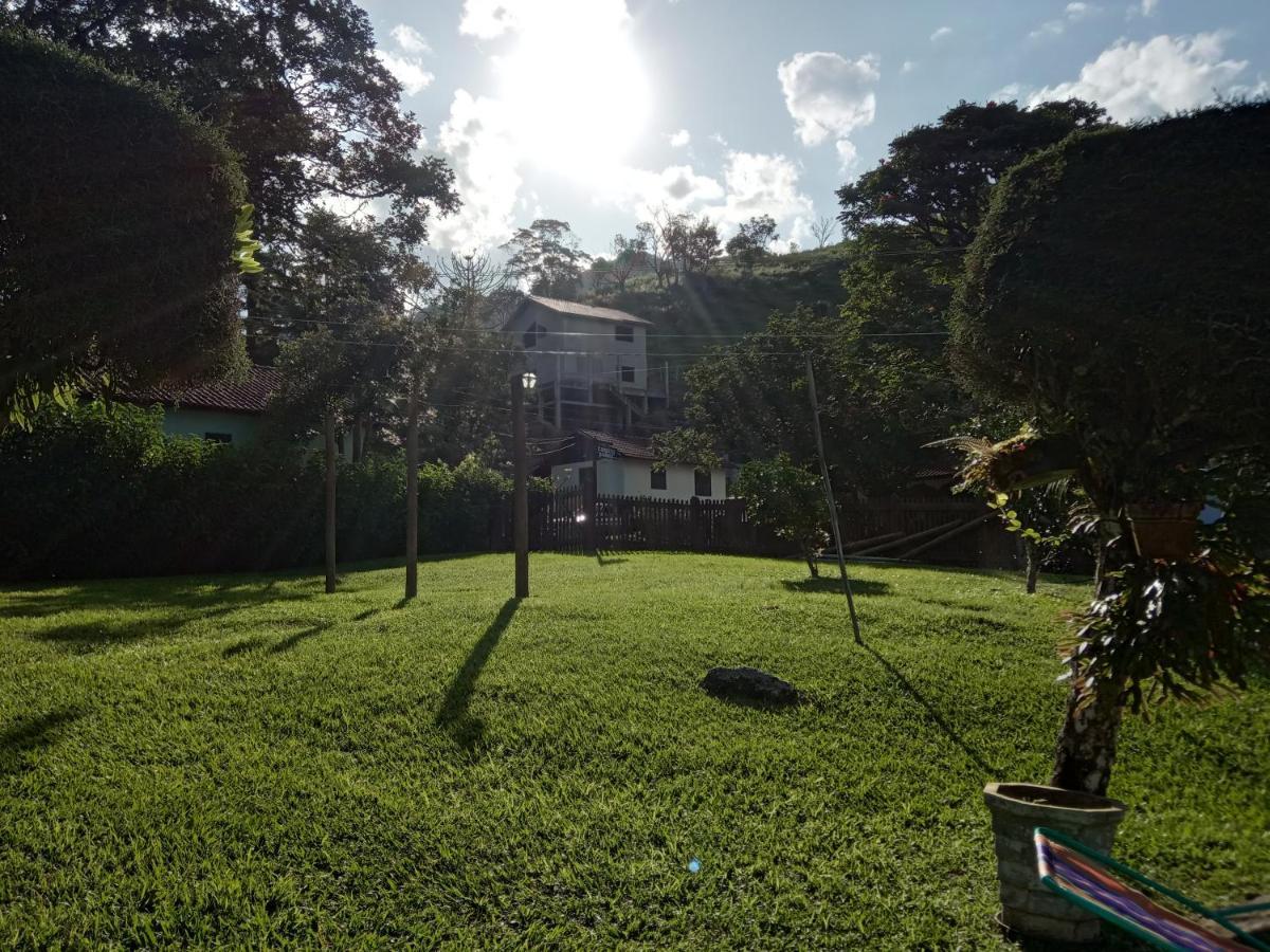Pousada Sitio Dos Pinhais วิสกอนจิ จิ เมาอา ภายนอก รูปภาพ